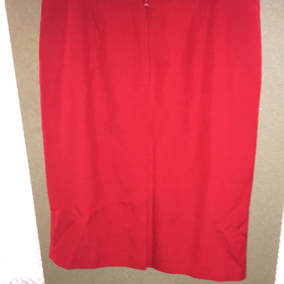 Kasper for A.S.L women’s red 2 piece skirt set (size 14). - Picture 5 of 7